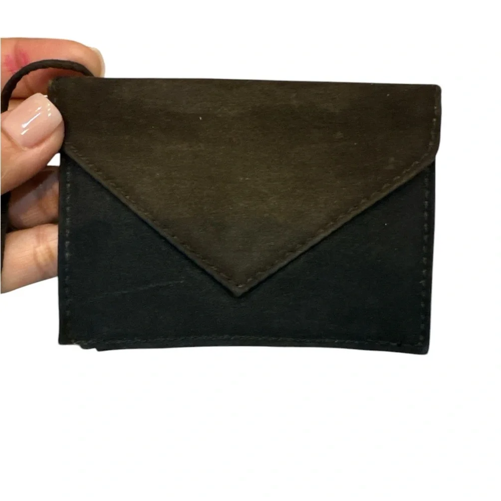 Vera Bradley ID Card Envelope Wristlet Black Brown‎